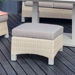 Kendal Ottoman Natural | Vila