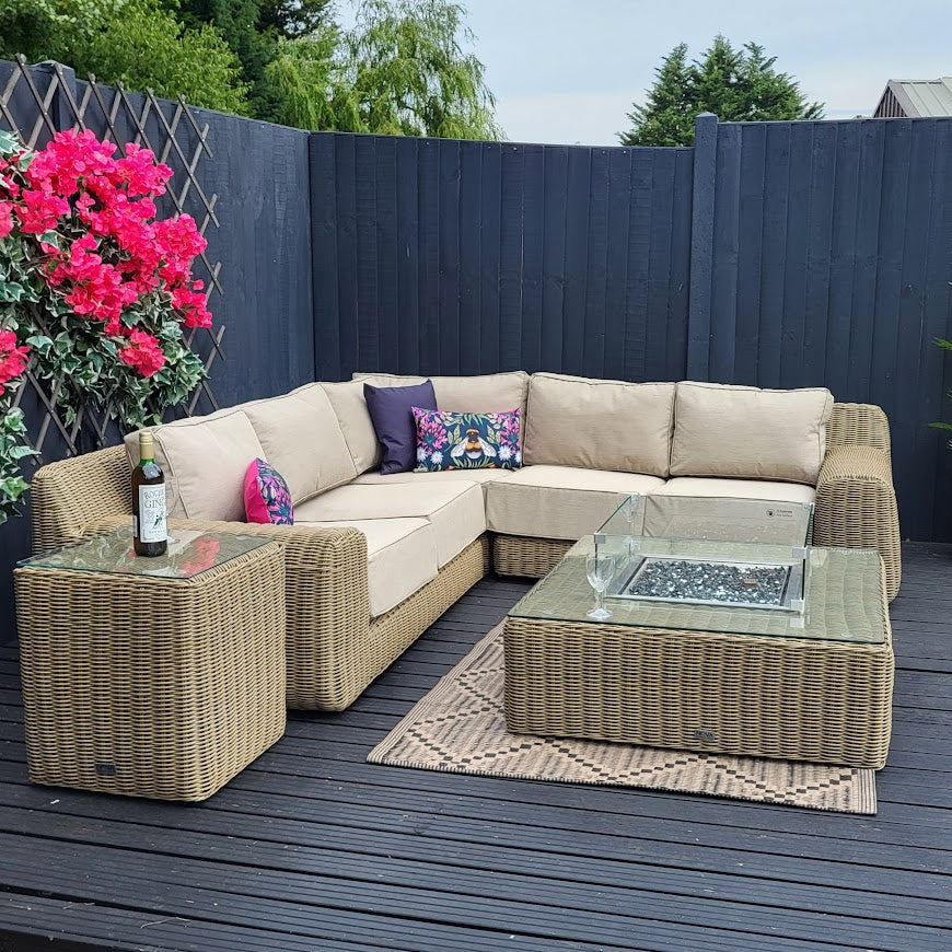 Outdoor Corner with Firepit Table in Willow - Luxor By Nova