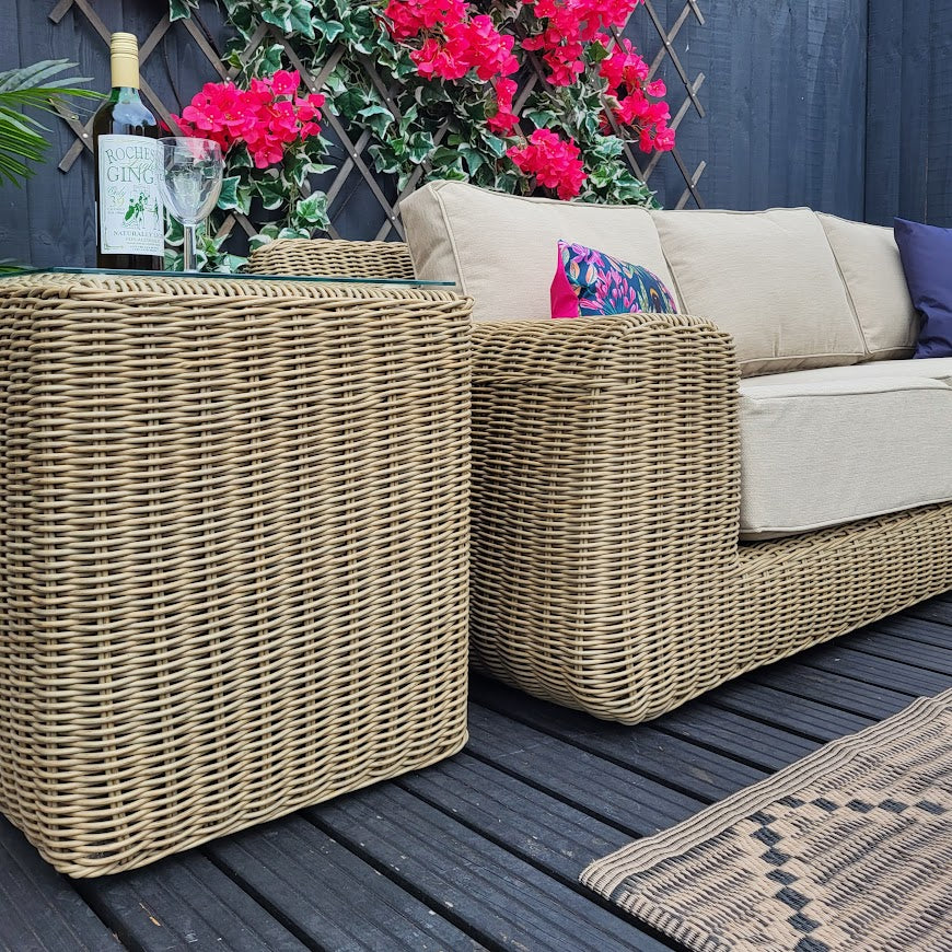 Outdoor Corner with Firepit Table in Willow - Luxor By Nova