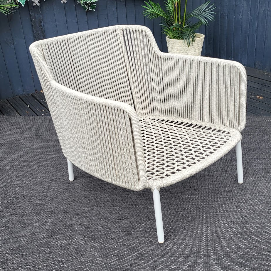 Bernini Lounge Chair | 4 Seasons Outdoor