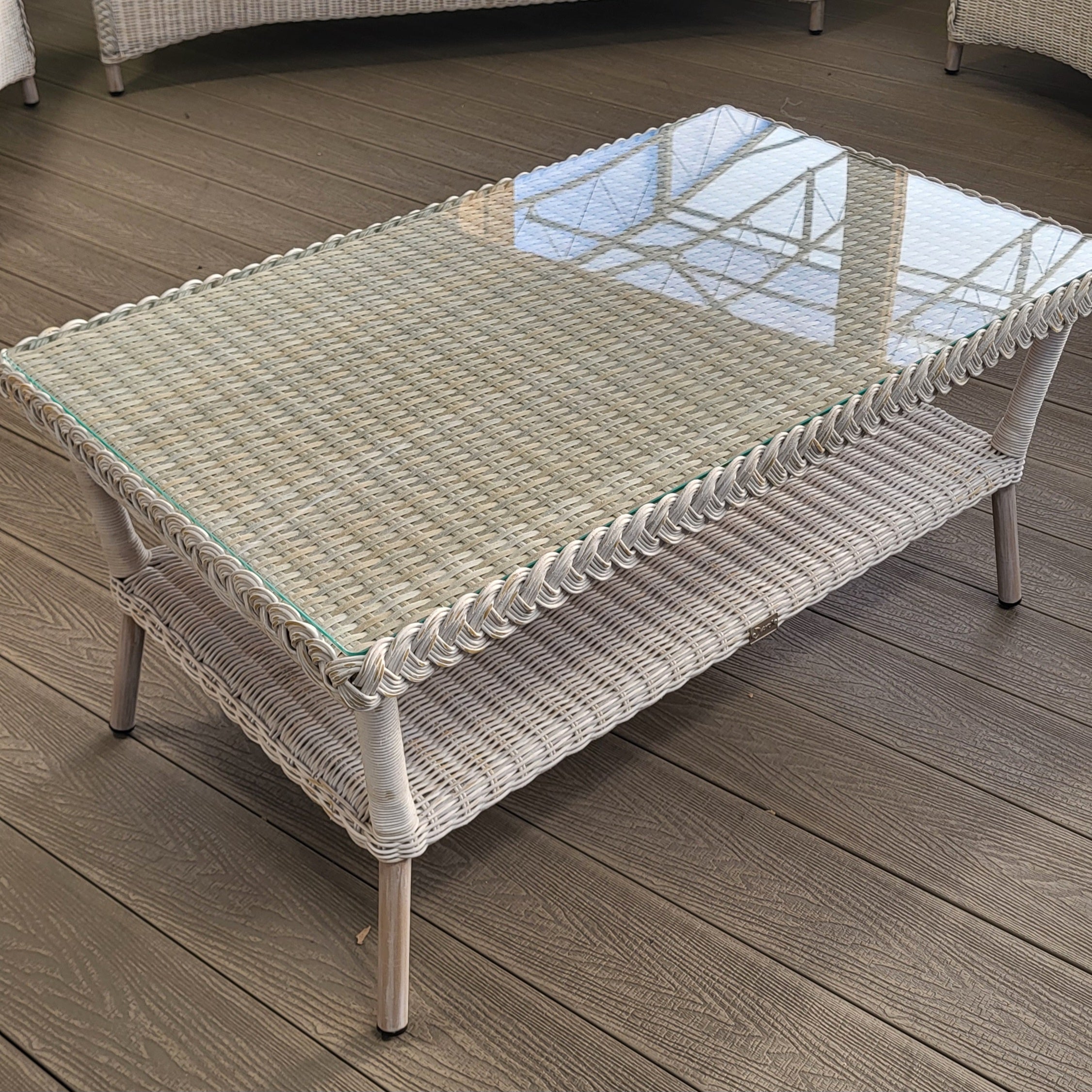 Cebu Coffee Table Antique White Wash | Daro