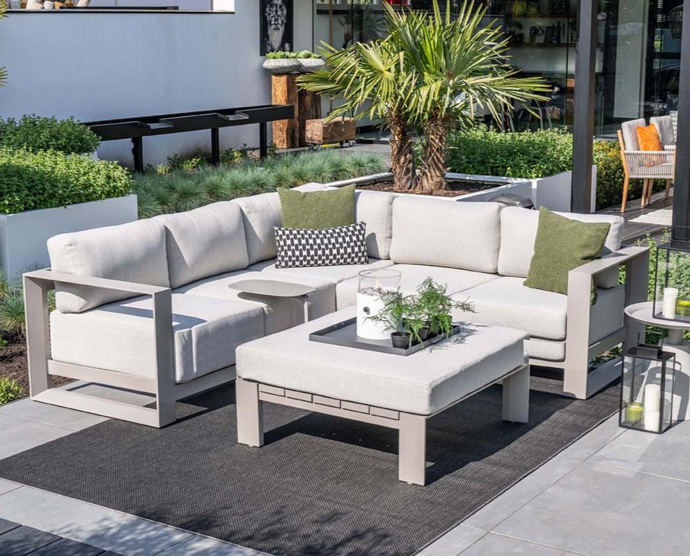 Levanto Square Corner Outdoor Lounge Set | Garden Impressions