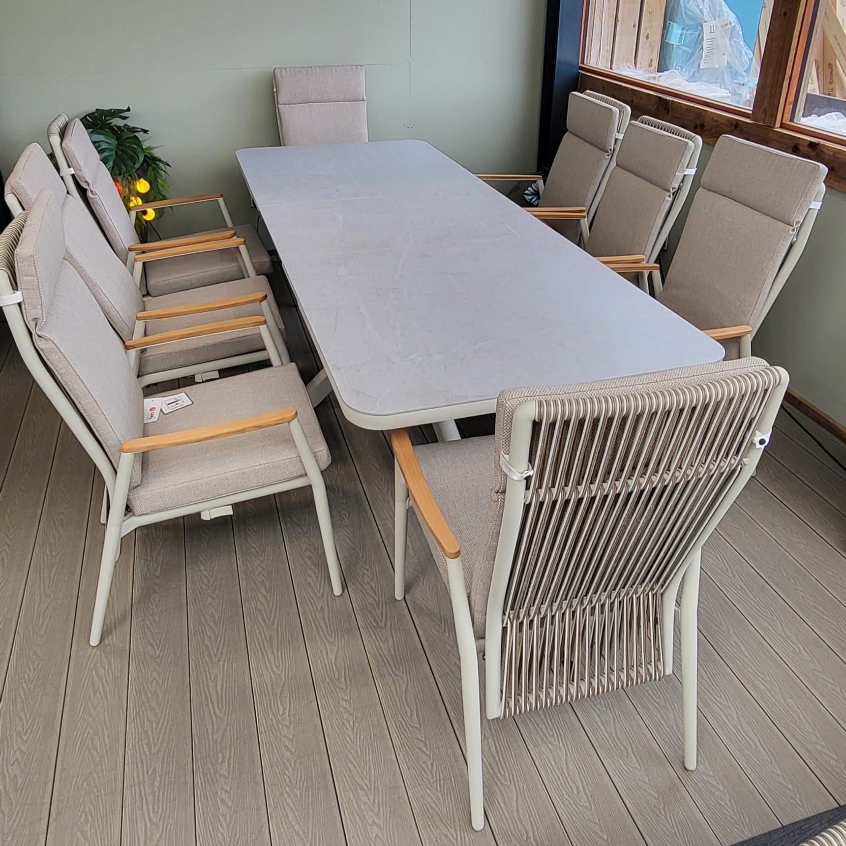 Outdoor 8 Seat Reclining Dining Set with Extending Table - Arnside By Vila