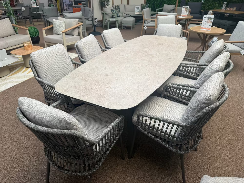 Alicante 8 Seat Dining Set with Manolo Barrell Table in Terre | 4 Seasons Outdoor