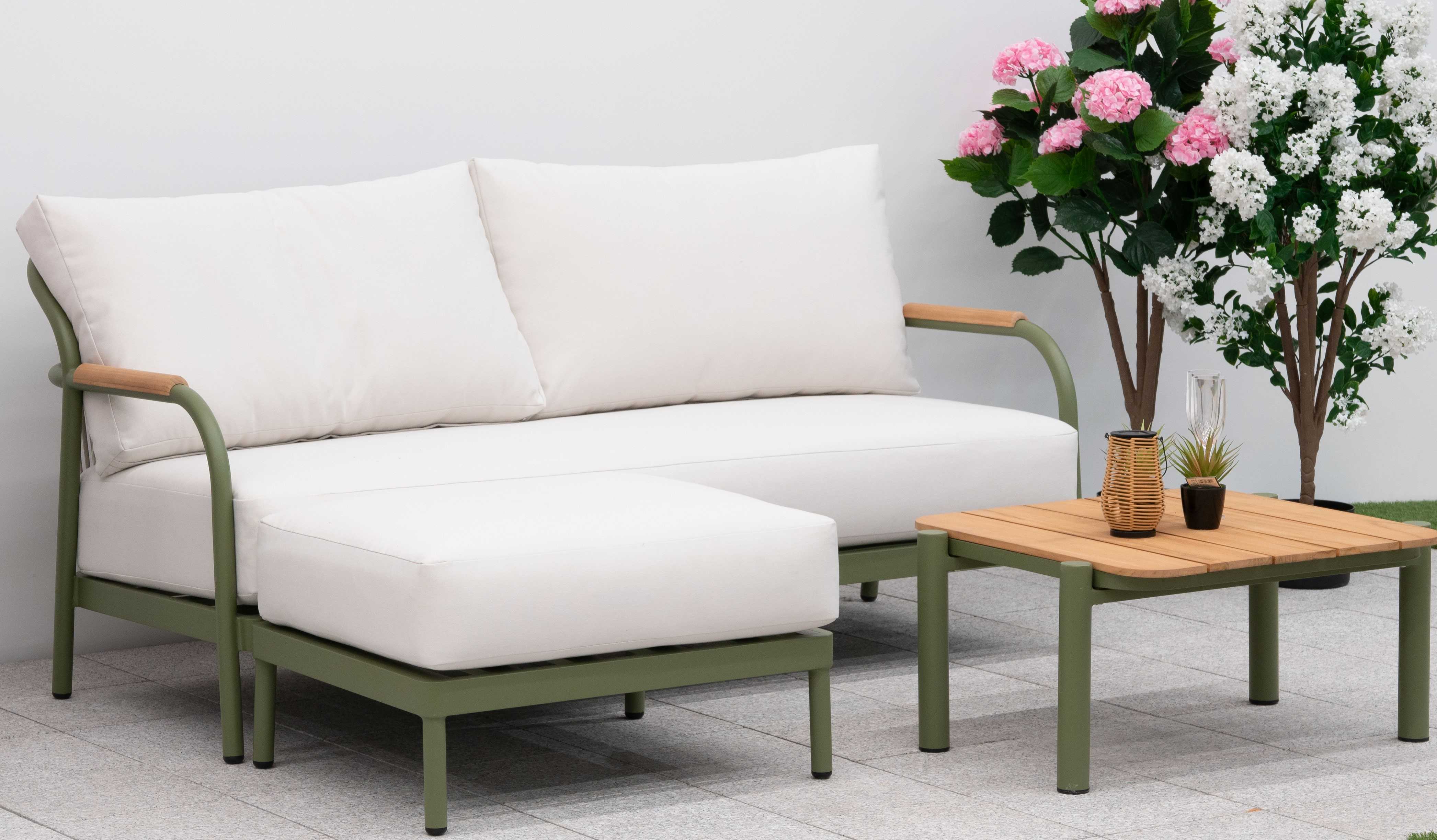 EX-DISPLAY - Ashley Outdoor Chaise Sofa With Coffee Table - Nova