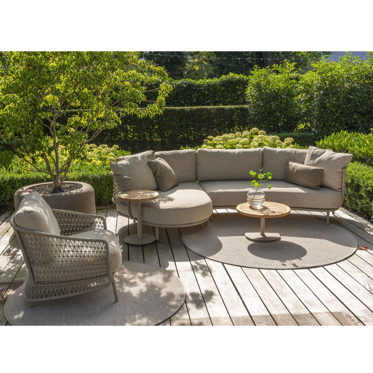 Sardinia Outdoor Luxury Lounge Set with Tables and Lounge Chair | 4 Seasons Outdoor