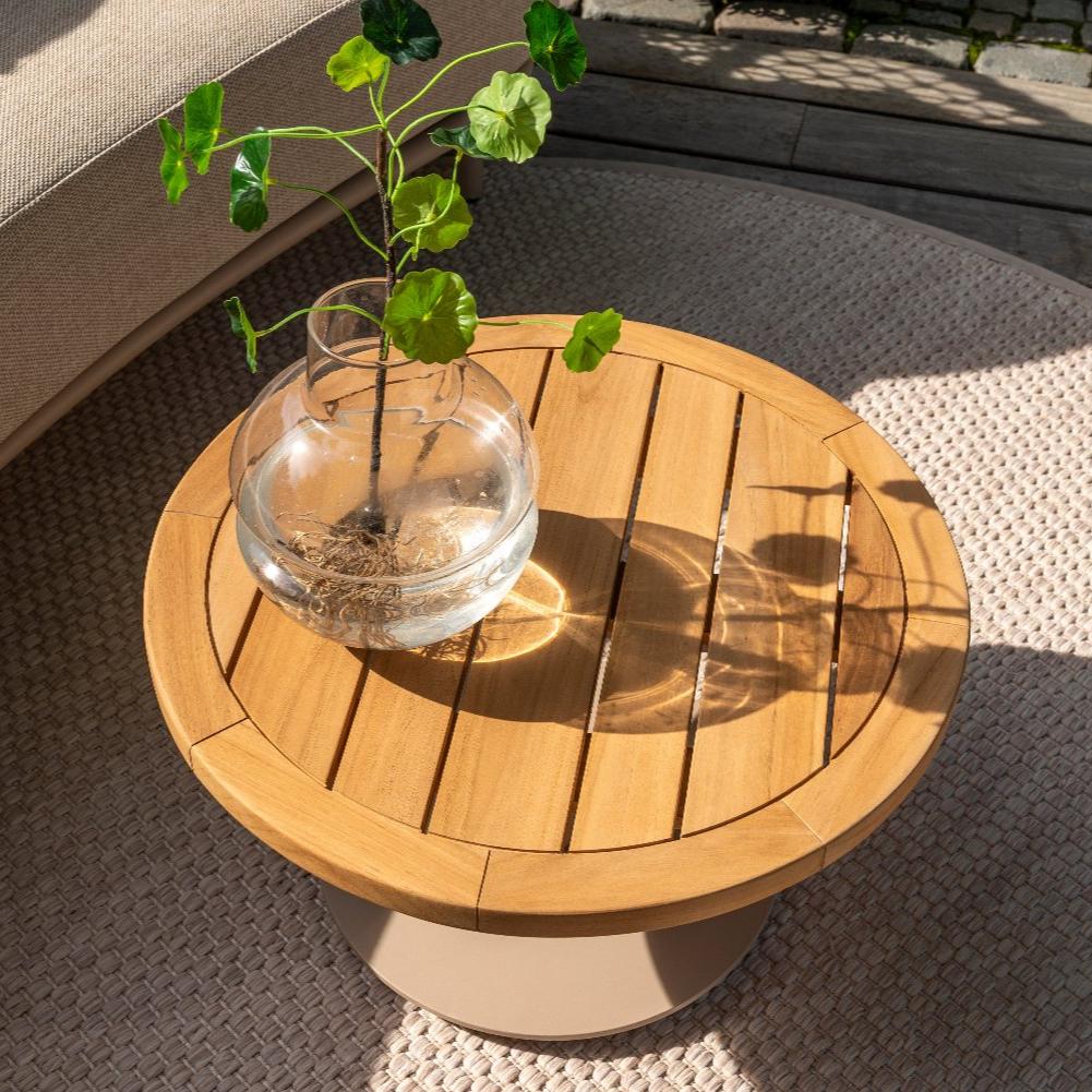 Sardinia Outdoor Luxury Lounge Set with Tables and Lounge Chair | 4 Seasons Outdoor