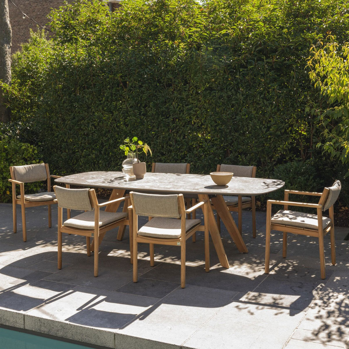 Levi 6 Seat Dining with Large Ceramic Montana Table | 4 Seasons Outdoor