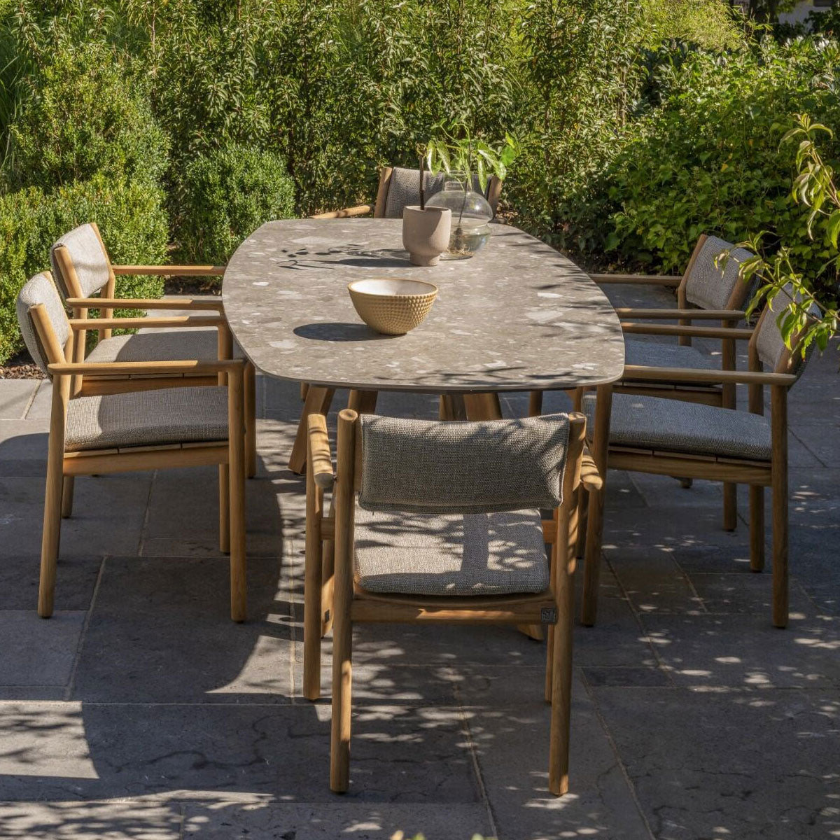 Levi 6 Seat Dining with Large Ceramic Montana Table | 4 Seasons Outdoor