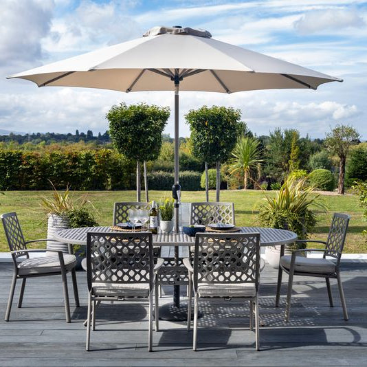 Avebury Outdoor 6 Seat Oval Dining Set | Hartman