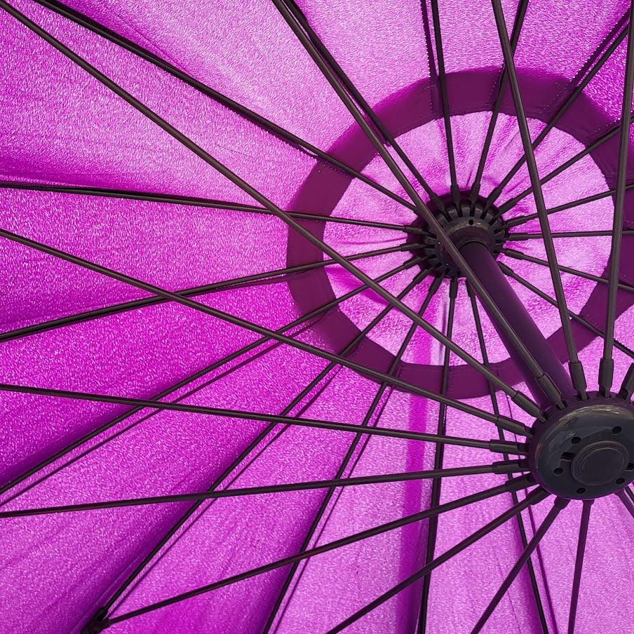 EX-DISPLAY - Shanghai Cantilever Parasol with Heavy Base in Aubergine | Harbo