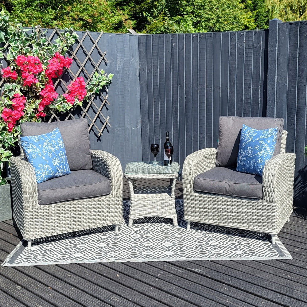 Outdoor Bistro in Grey - Club By Harbo