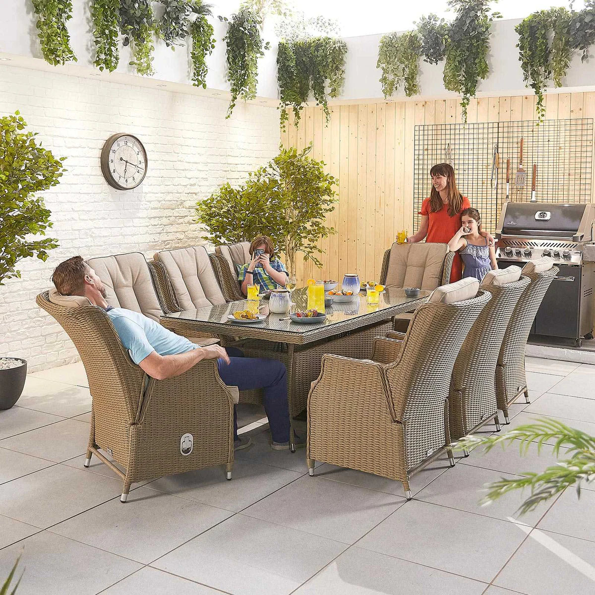 8 Seat Outdoor Dining Sets