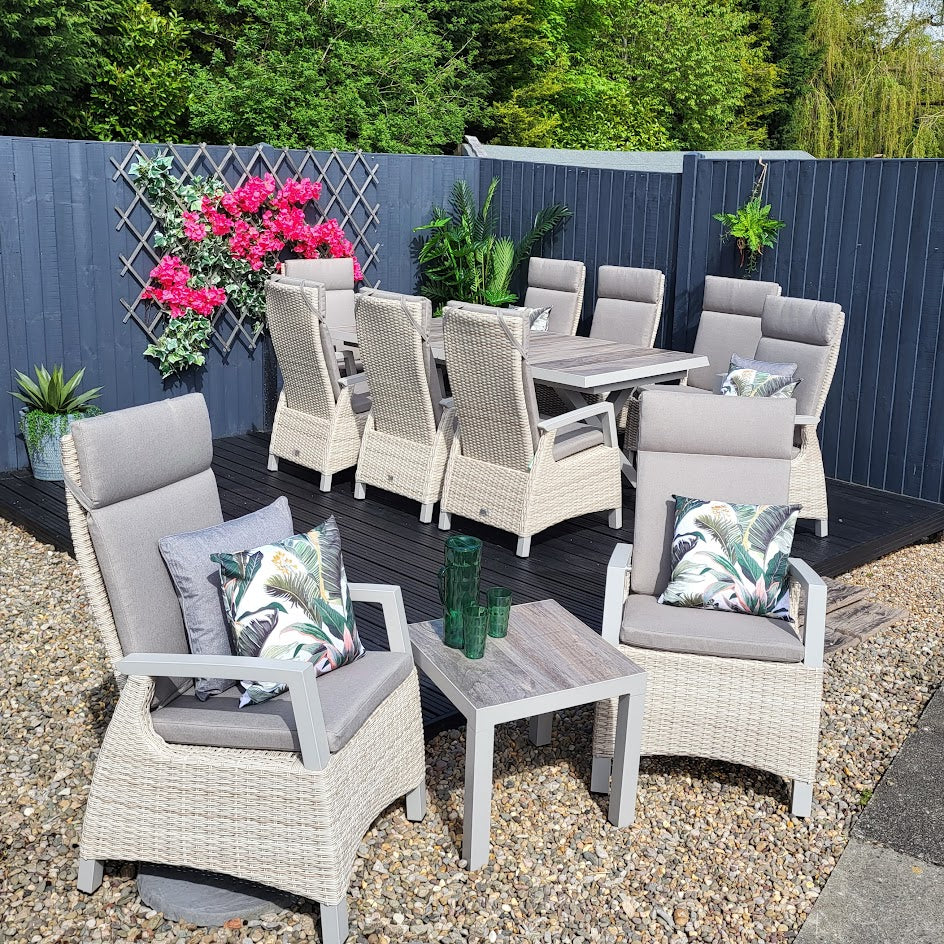 Outdoor Dining 10 Seat Reclining and Extending in Natural - Kendal By Vila
