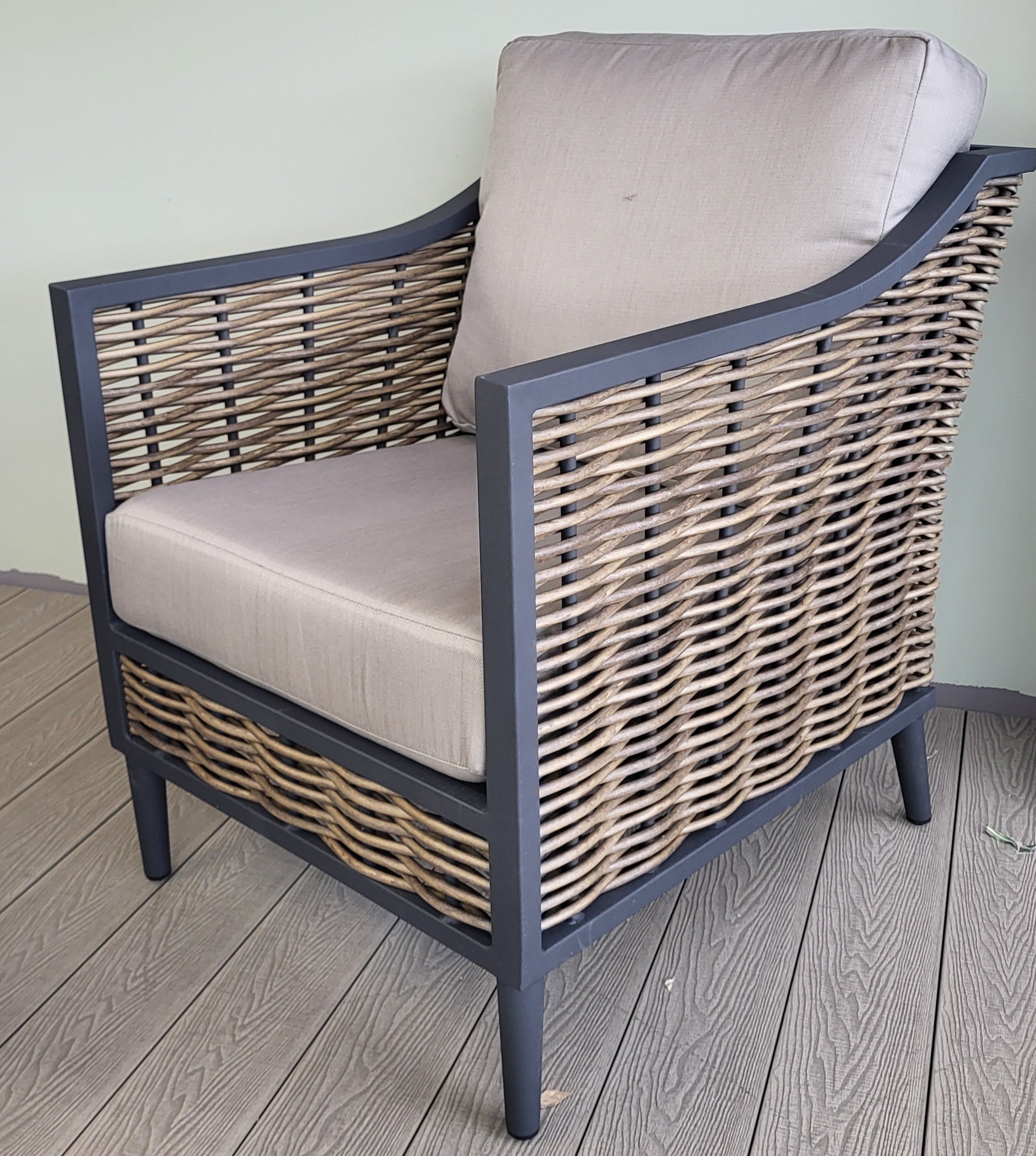 Langley Outdoor Armchair - Oakley Taupe | Daro