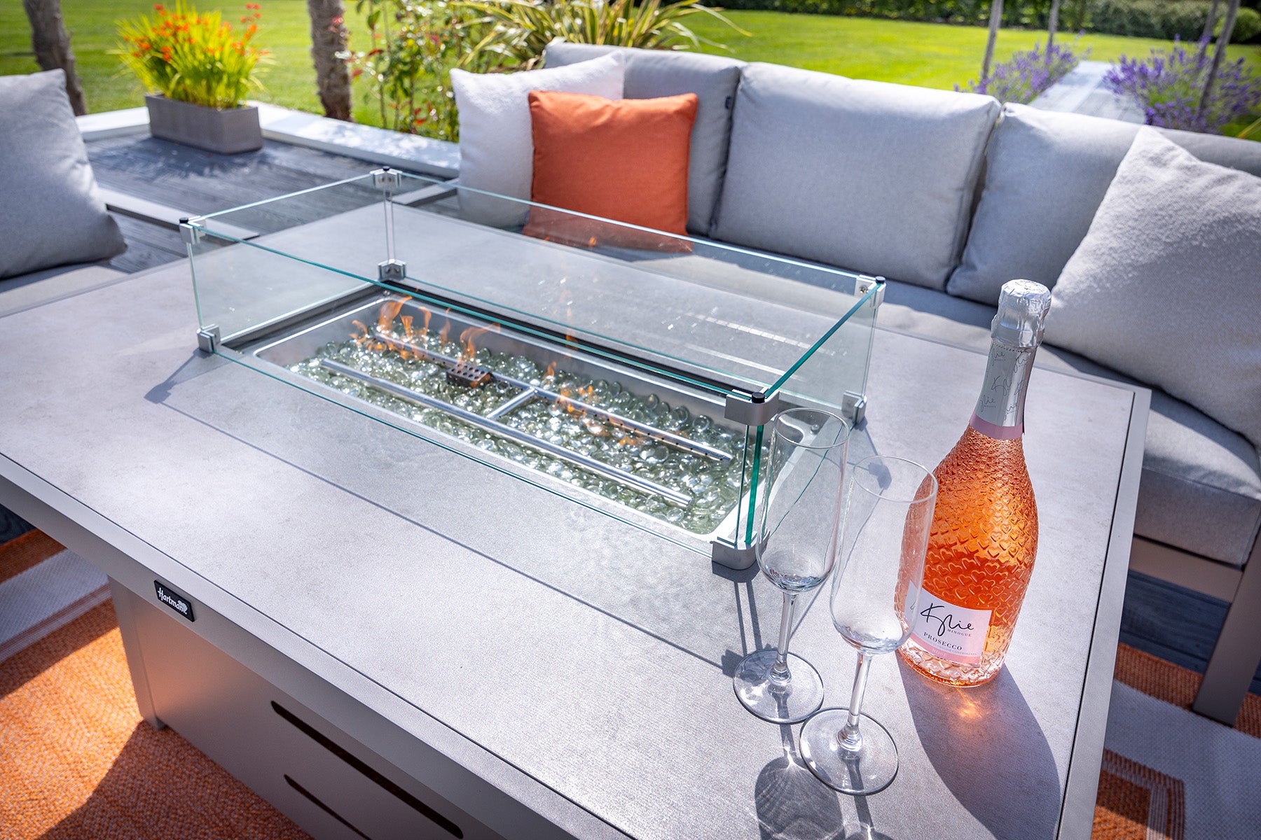 Rio Outdoor Large Lounge Set with Firepit Table | Hartman