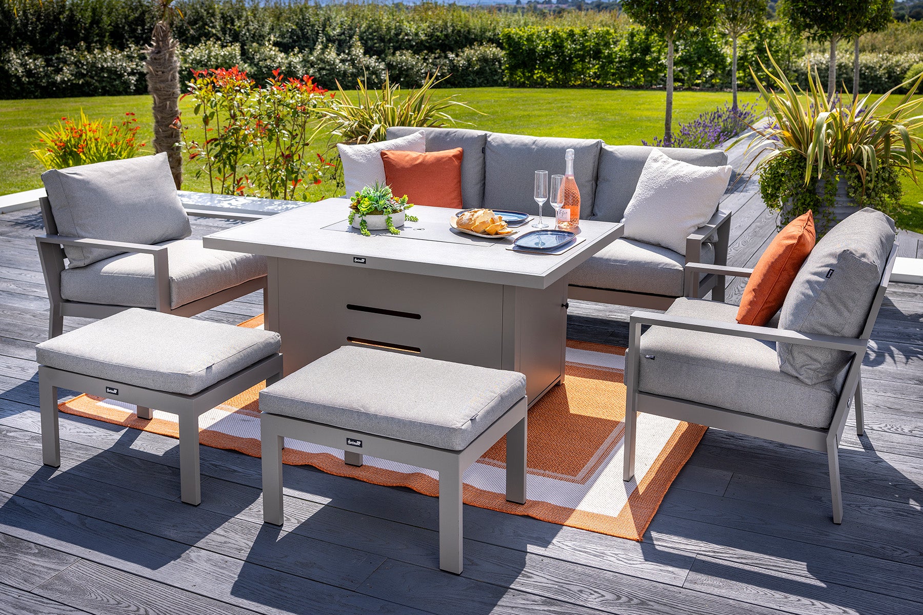 Rio Outdoor Large Lounge Set with Firepit Table | Hartman