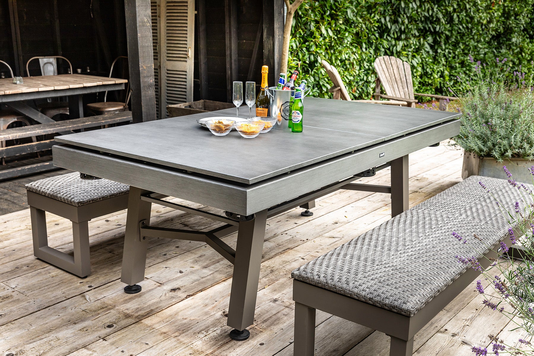 Crucible Outdoor Dining and Gaming Set | Hartman