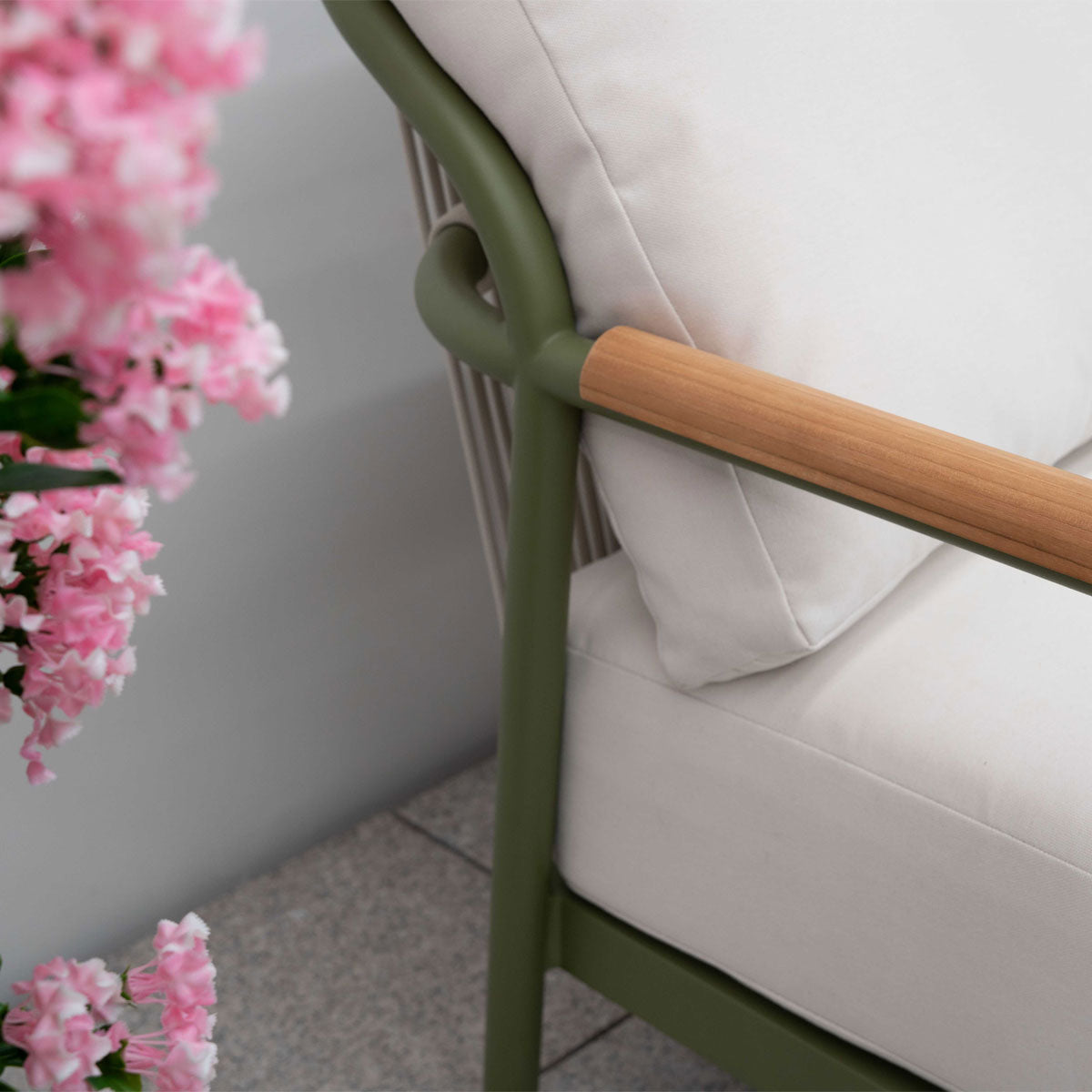 EX-DISPLAY - Ashley Outdoor Casual 4 Seat Dining Set - Nova