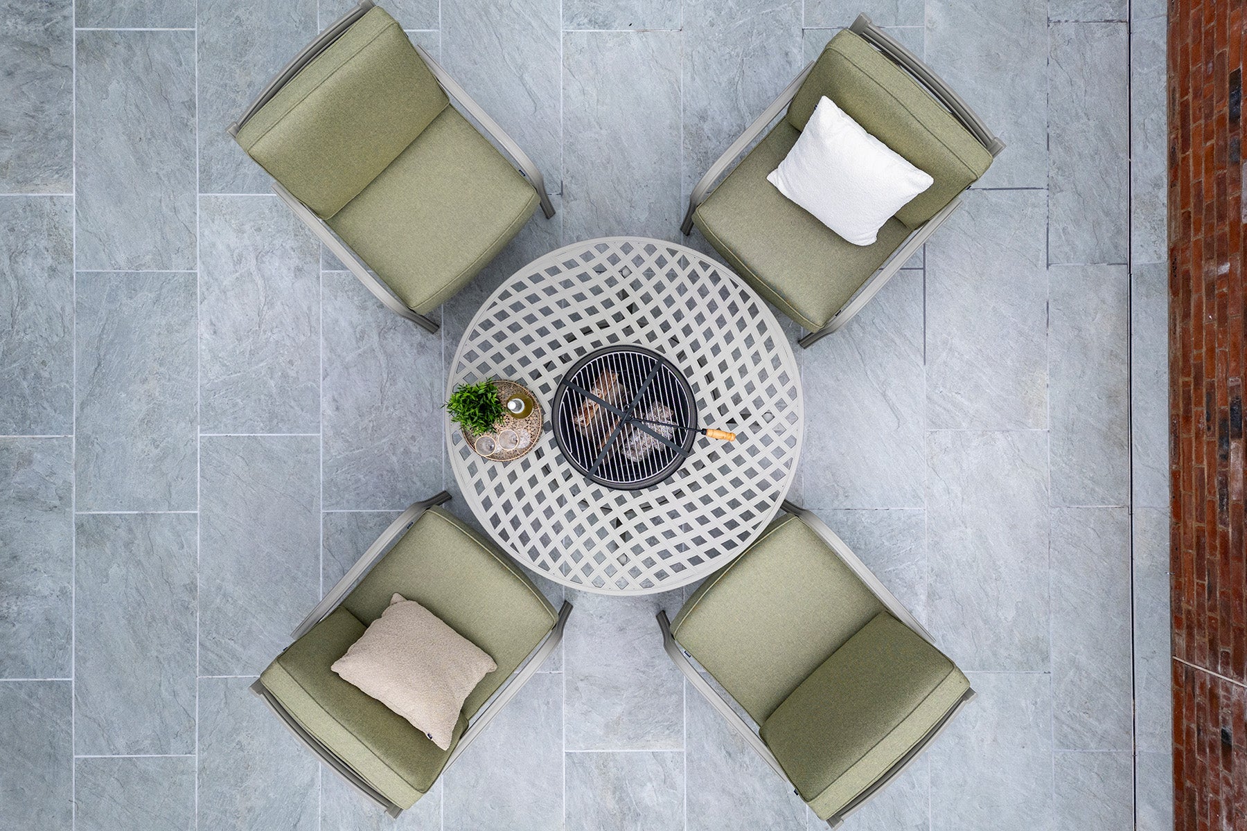 Buxton Outdoor Cast Aluminium 4 Seat Firepit Lounge Set | Hartman