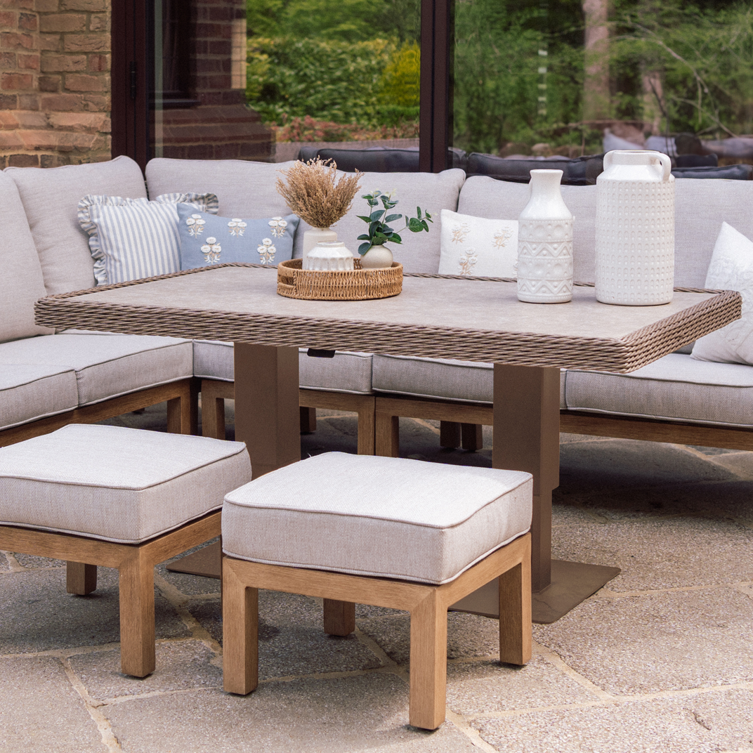 Coniston Corner Lounge Set in Natural | Vila