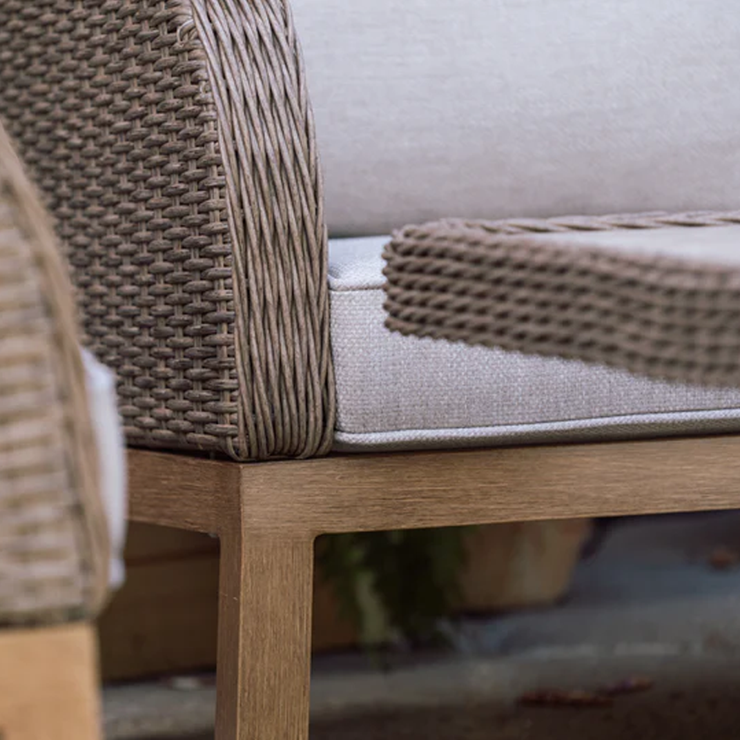 Coniston Outdoor Lounge Set in Natural | Vila
