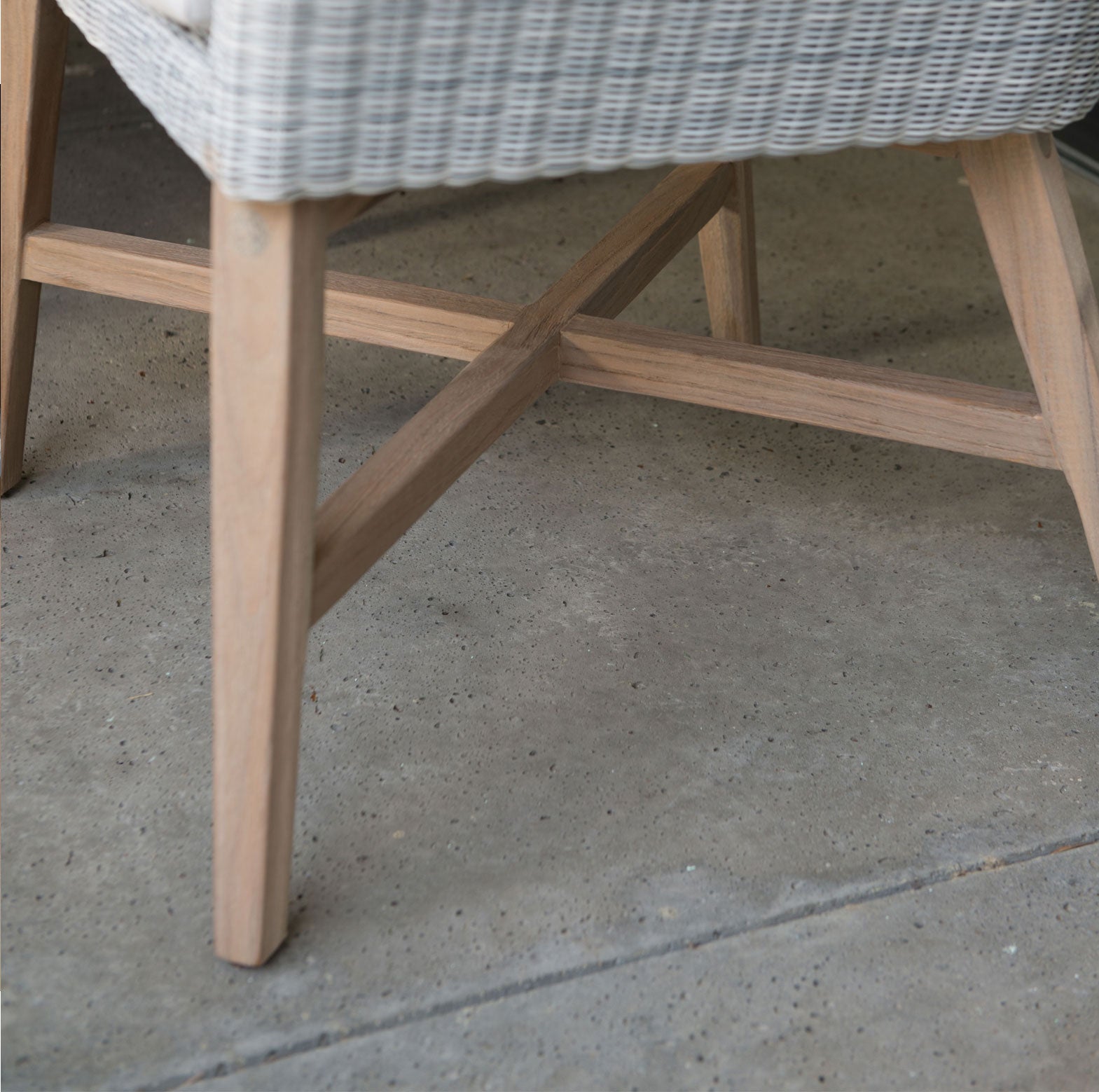 Lisboa 6 Seat Outdoor Dining with Derby 240cm Table | 4 Seasons Outdoor