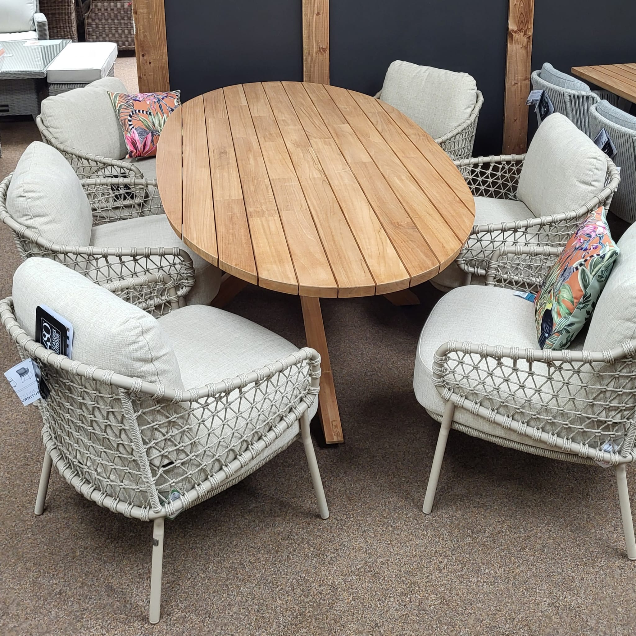 EX-DISPLAY - Sardinia 6 Seat Outdoor Dining Set with Prado Table | 4 Seasons Outdoor