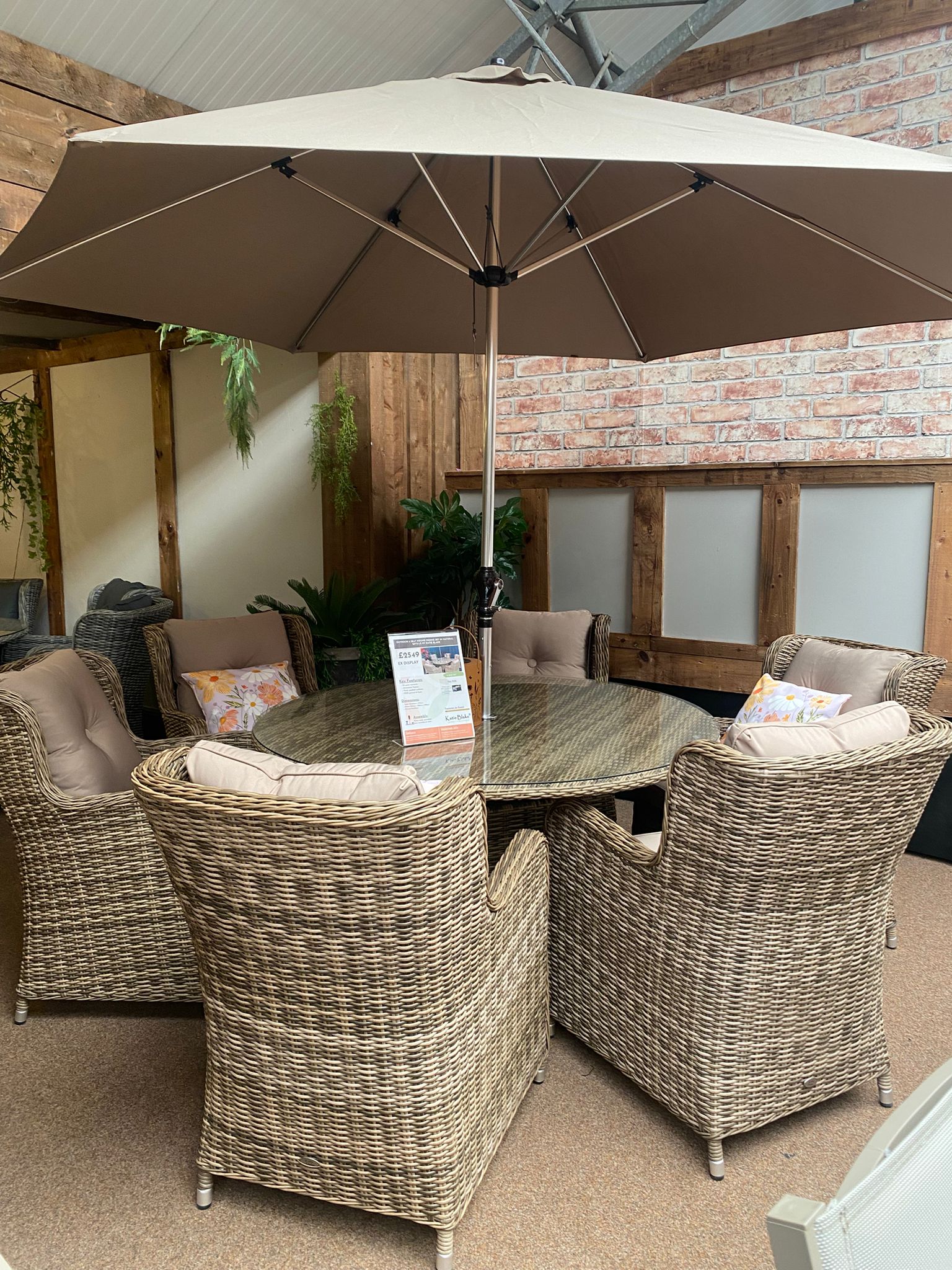 Outdoor 6 Seat Round Dining Set in Natural - Seville By Katie Blake