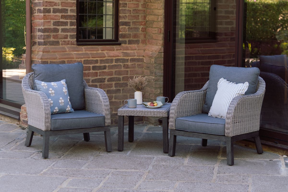 Coniston Bistro Set in Grey | Vila