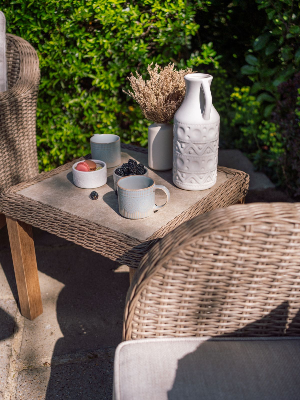 Coniston Bistro Set in Natural | Vila