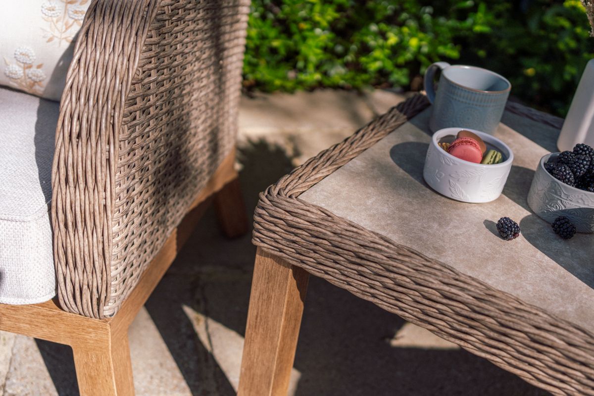 Coniston Bistro Set in Natural | Vila