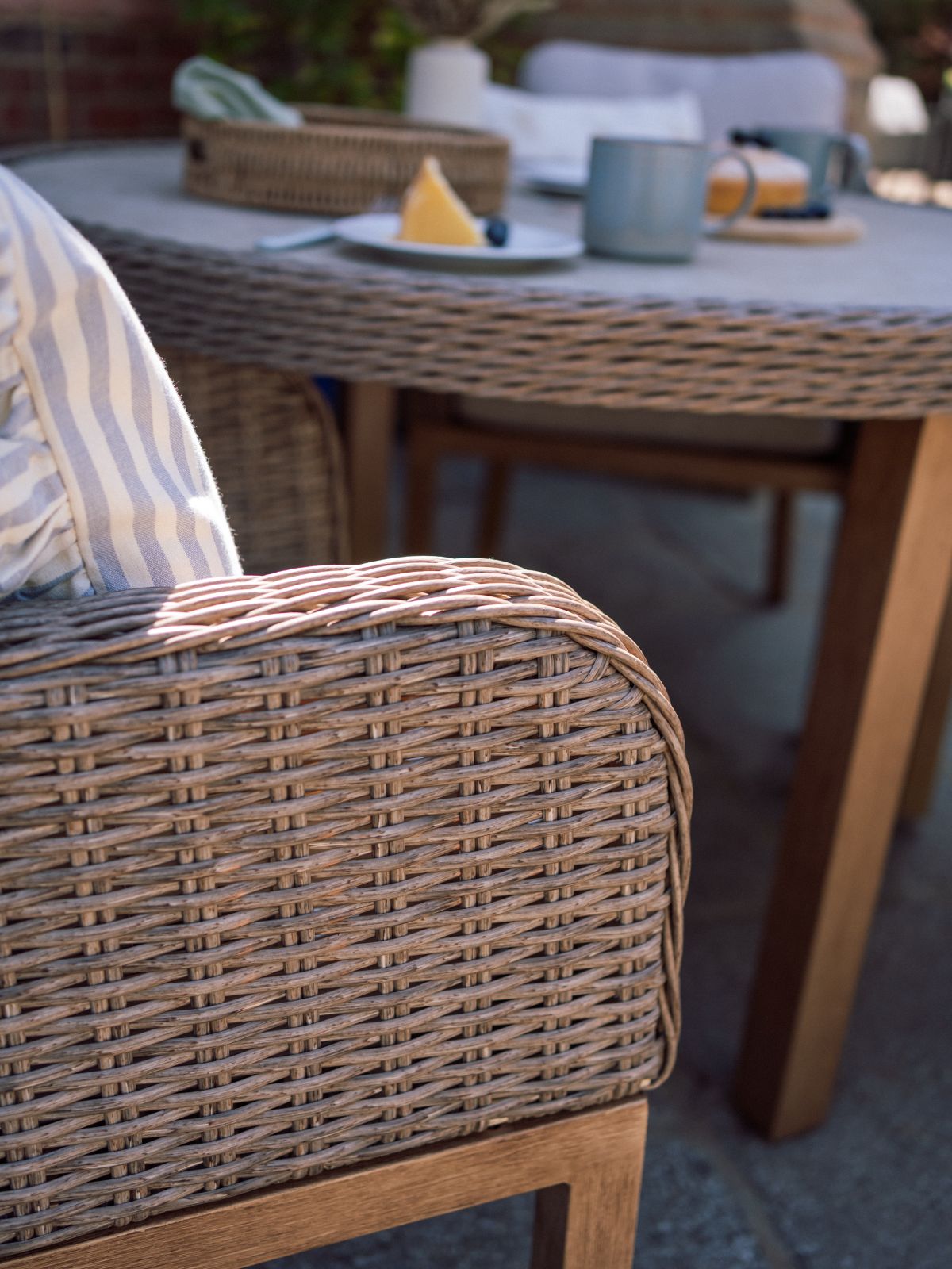 Coniston 4 Seat Dining Set in Natural | Vila