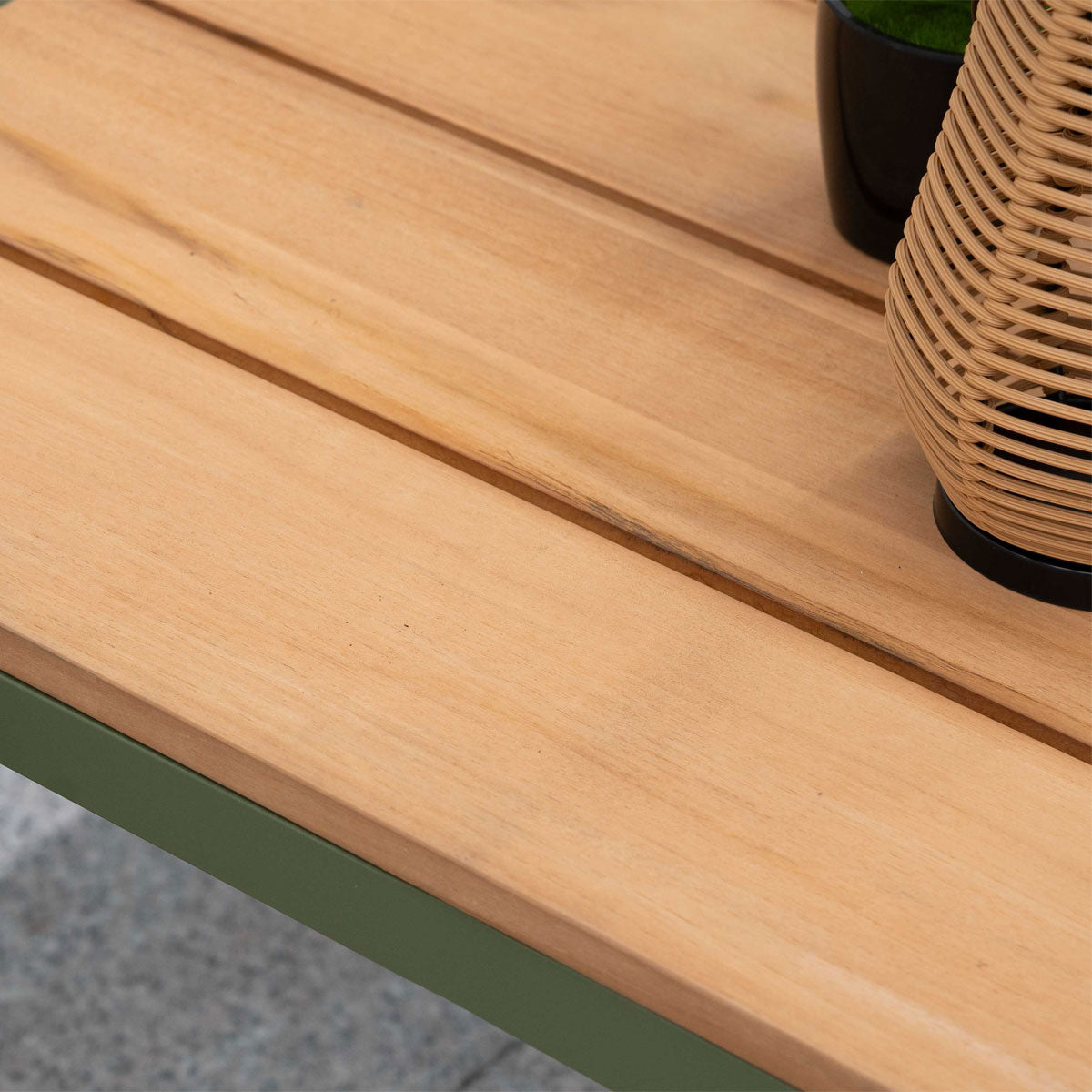 EX-DISPLAY - Ashley Outdoor Casual 4 Seat Dining Set - Nova