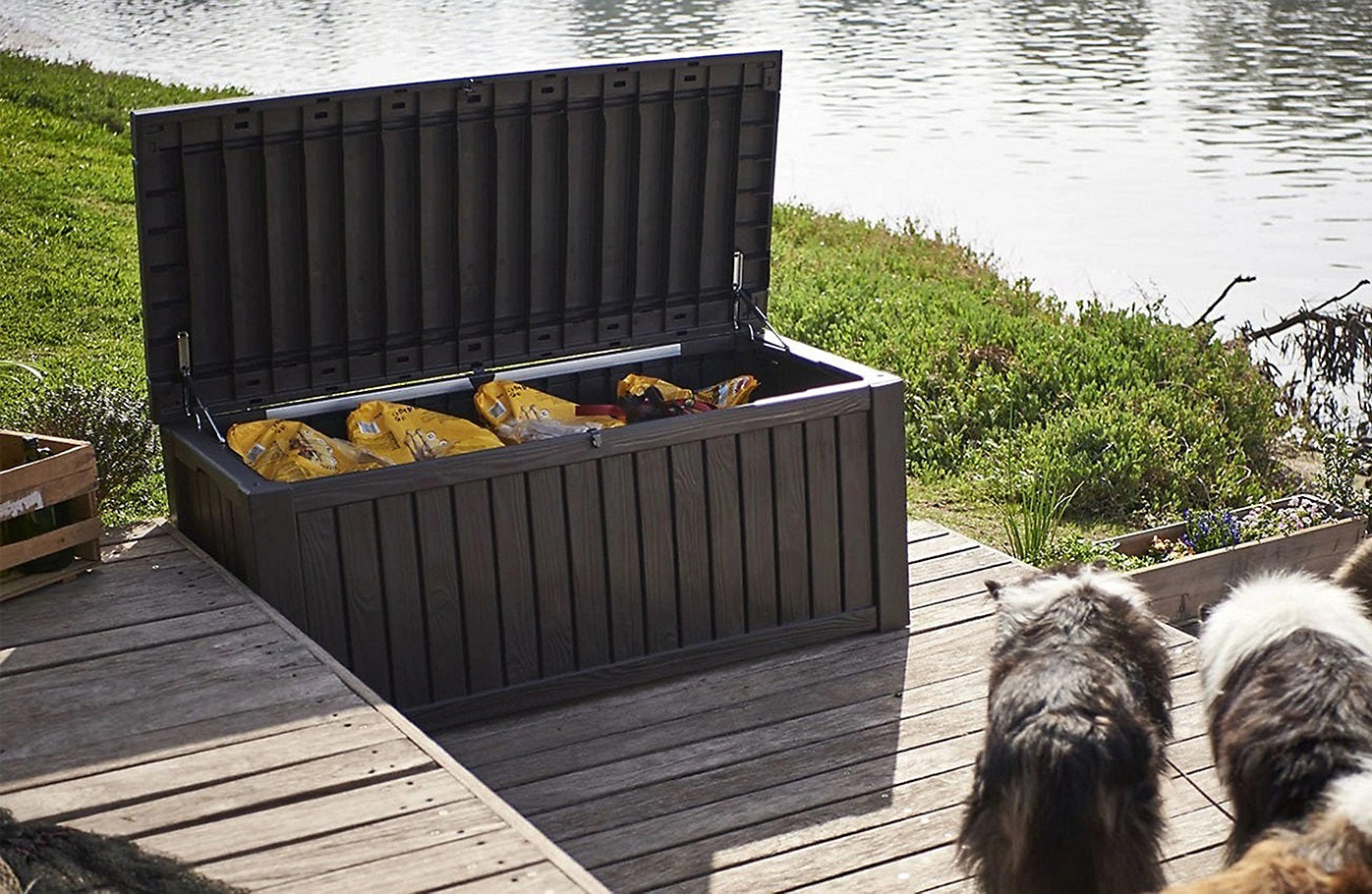 Keter Rockwood Cushion Box 570L BROWN | Norfolk Leisure