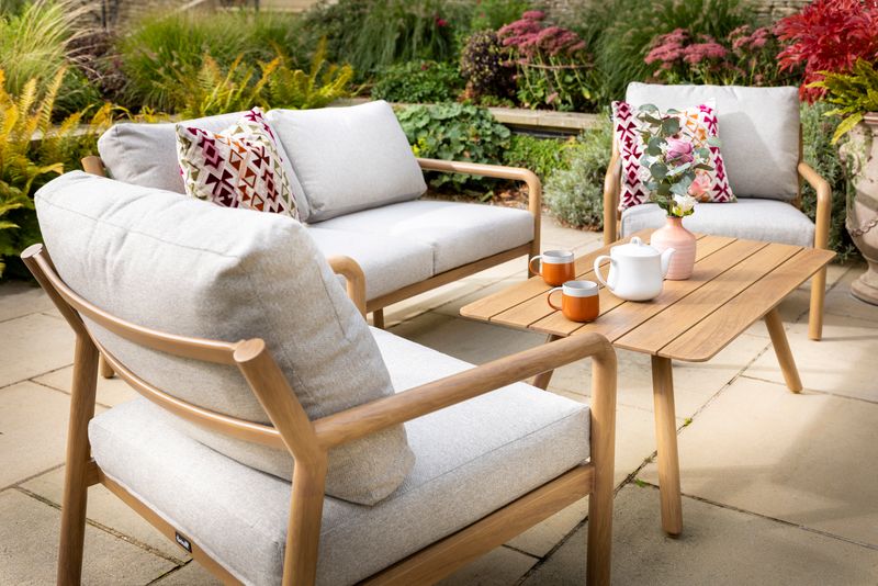 Sahara Outdoor 2 Seat Lounge Set | Hartman