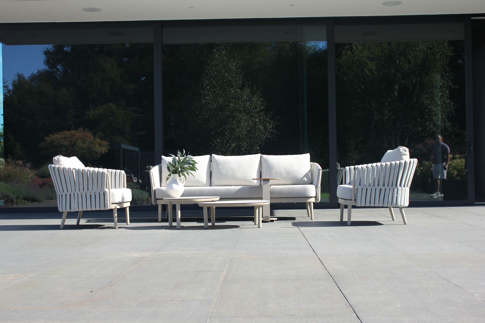 Eva Outdoor Lounge Set with Monroe Coffee Table | 4 Seasons Outdoor