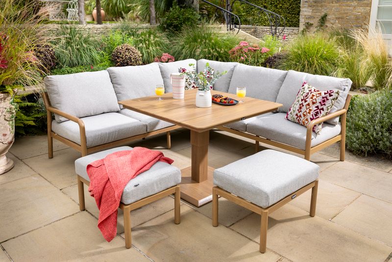 Sahara Outdoor Square Corner Set with Adjustable Table & Stools | Hartman