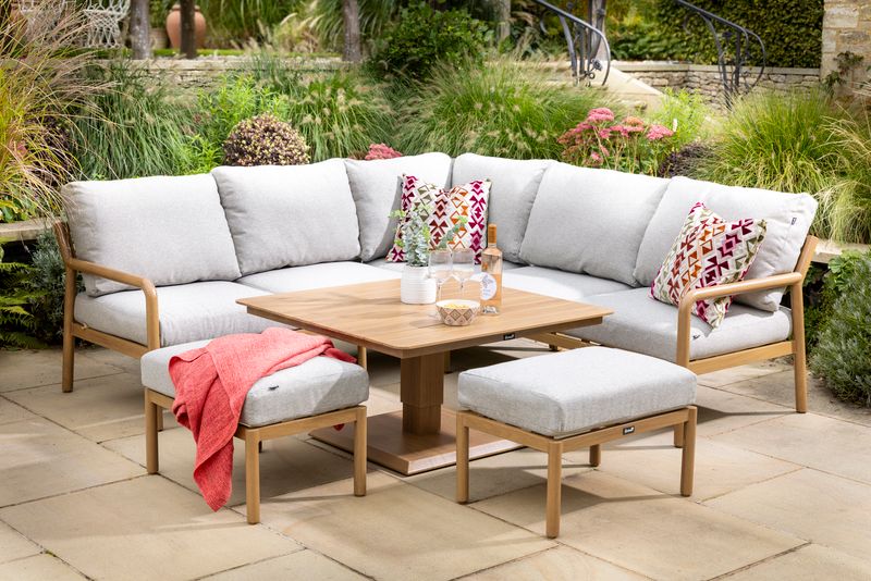 Sahara Outdoor Square Corner Set with Adjustable Table & Stools | Hartman