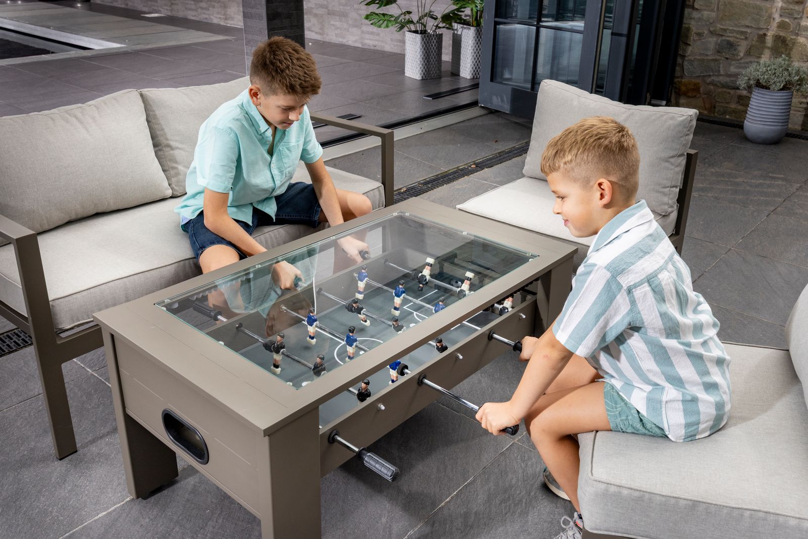 Toca Outdoor Lounge Set with Football Table| Hartman
