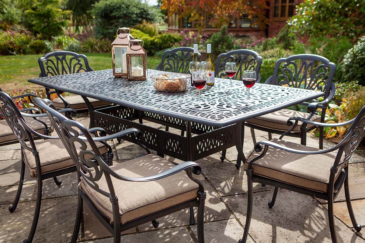 Outdoor Dining 8 Seat Rectangular in Cast Aluminium - Amalfi By Hartman