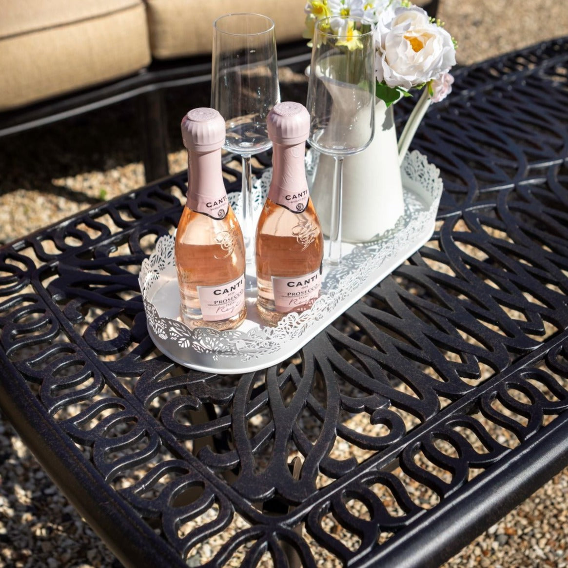 Outdoor Lounge with Coffee Table in Cast Aluminium - Amalfi By Hartman