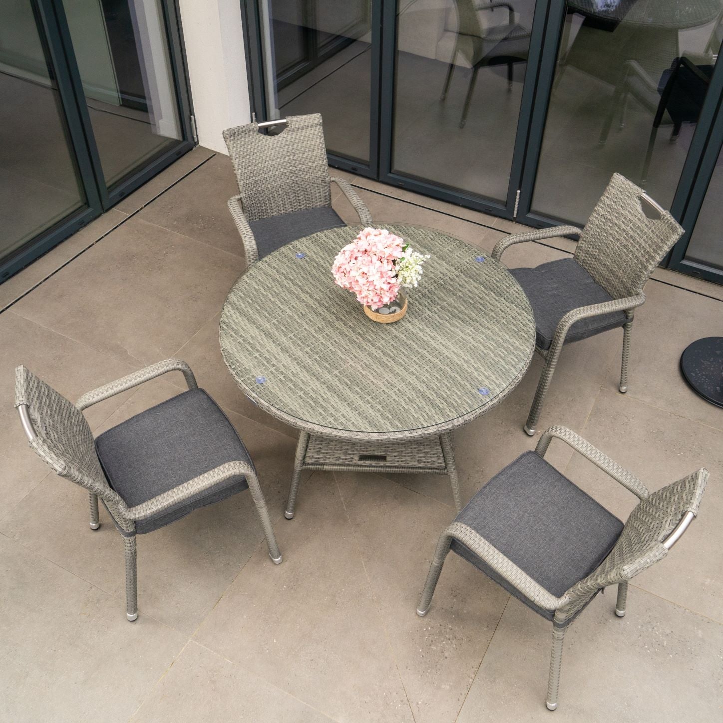 Stackable 4 Seat Round Dining Set - By Vila