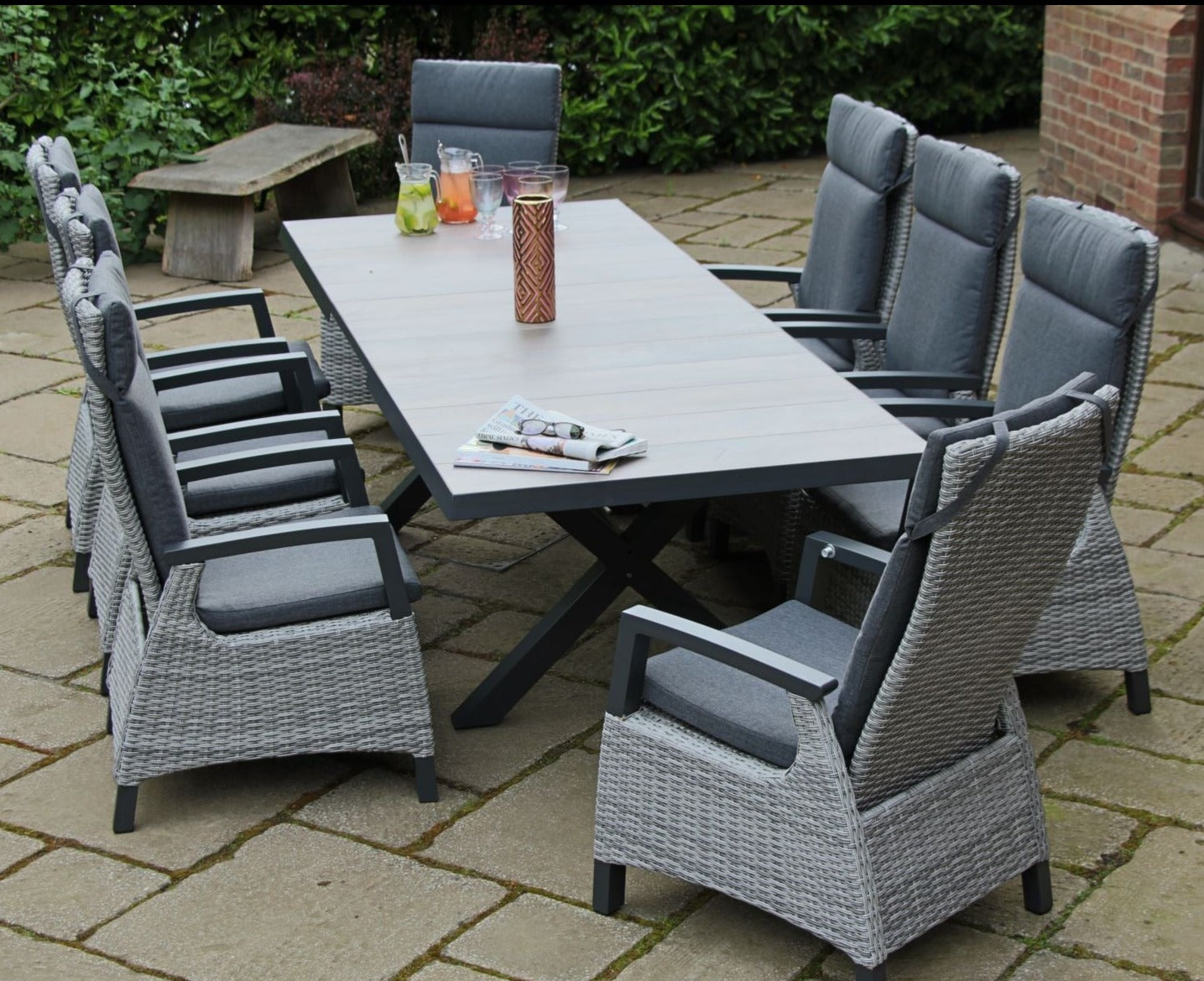 Outdoor Dining 10 Seat Reclining and Extending in Grey - Kendal By Vila