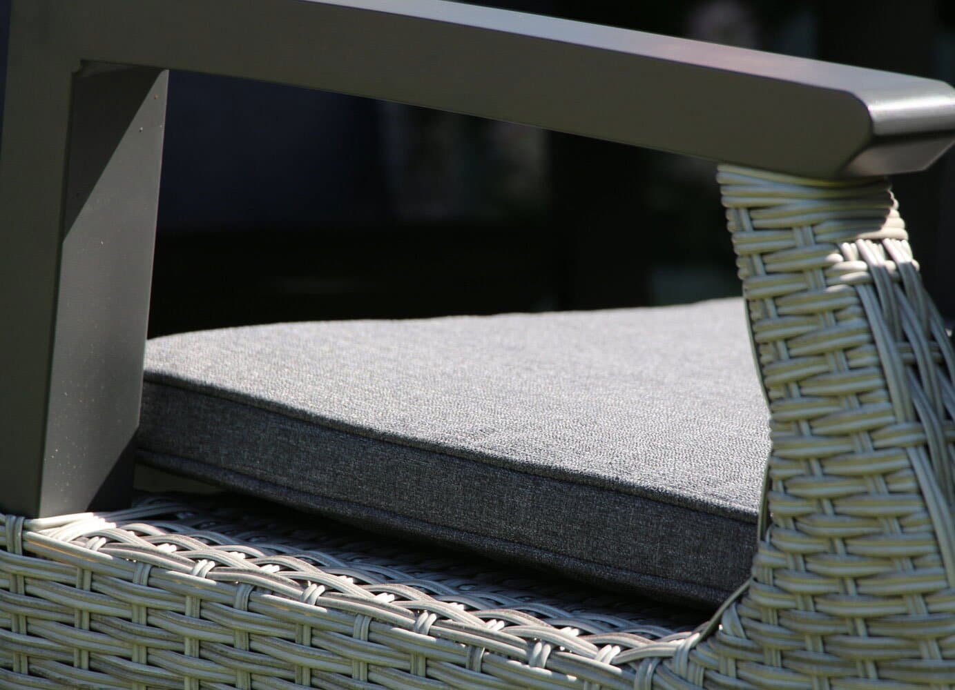 Outdoor Dining 4 Seat Reclining in Grey - Kendal By Vila